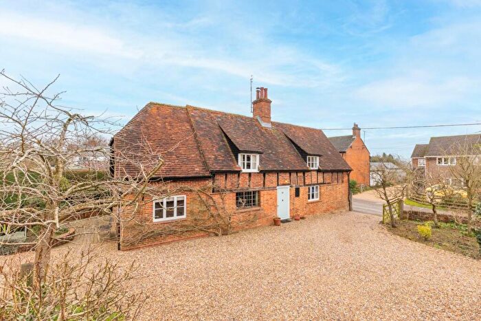 4 Bedroom Detached House For Sale In Dunton Road, Stewkley, Leighton Buzzard, LU7