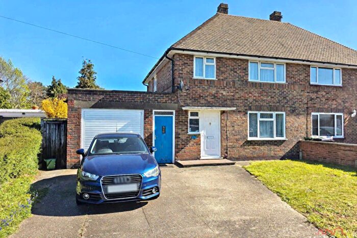 3 Bedroom Semi Detached House For Sale In Hook Road, Epsom, KT19