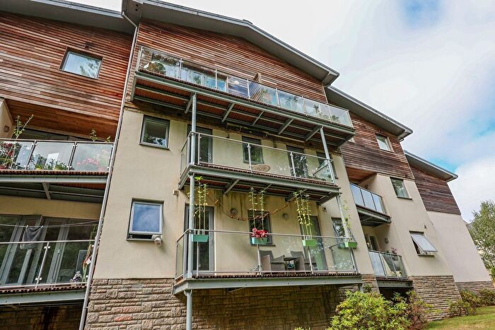 2 Bedroom Flat For Sale In Woodland View, Duporth, St Austell, PL26