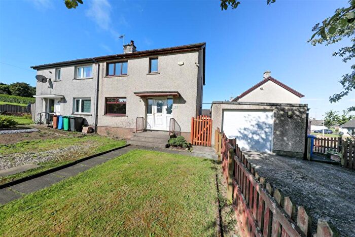 3 Bedroom Semi Detached House For Sale In Whitehall Drive, Cardenden, KY5