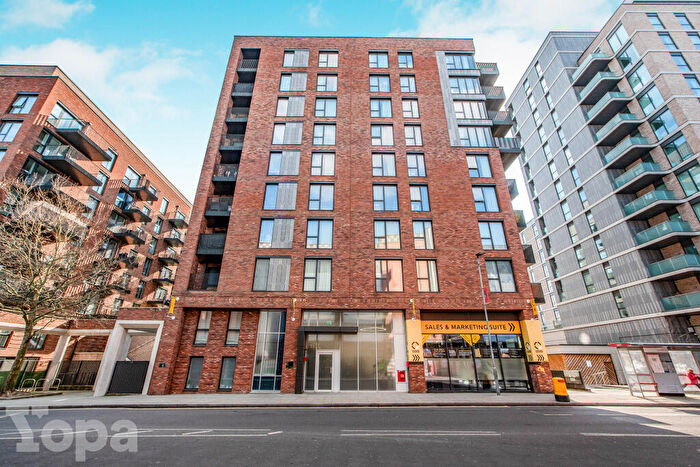 2 Bedroom Apartment For Sale In Regal Walk, Bexleyheath, DA6