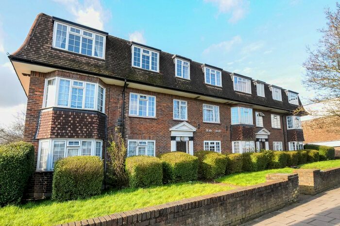 2 Bedroom Flat To Rent In Kingston Road, Surbiton KT5