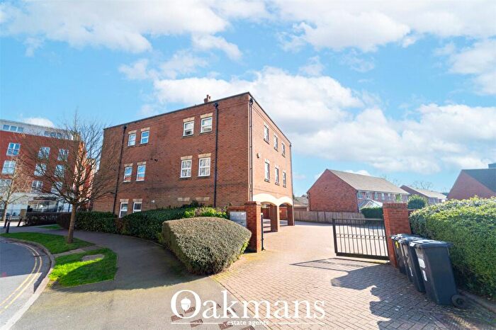 2 Bedroom Apartment For Sale In Rumbush Lane, Shirley, Solihull, West Midlands, B90