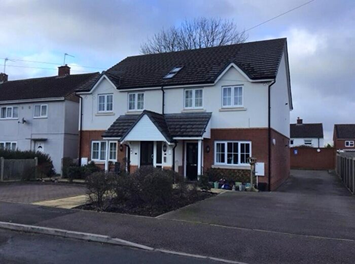 1 Bedroom Flat To Rent In Princes Road, CV9