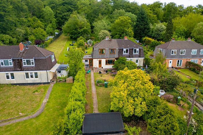 3 Bedroom Semi-Detached House For Sale In Buckshaft Road, Cinderford, GL14