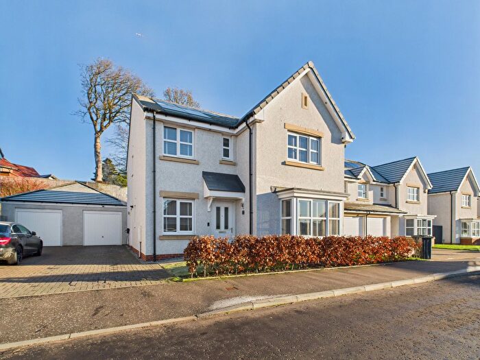 4 Bedroom Detached House For Sale In Pailis Crescent, Bothwell, G71