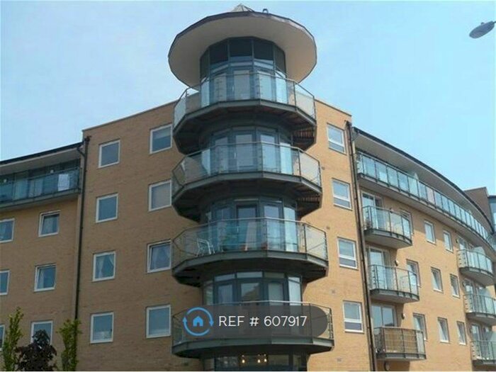 2 Bedroom Flat To Rent In Highfield Road, Feltham, TW13