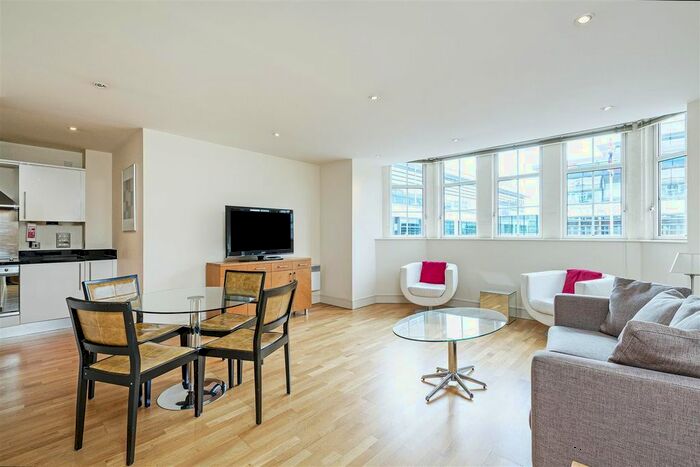 2 Bedroom Flat To Rent In Romney House, Marsham Street, Westminster, SW1P