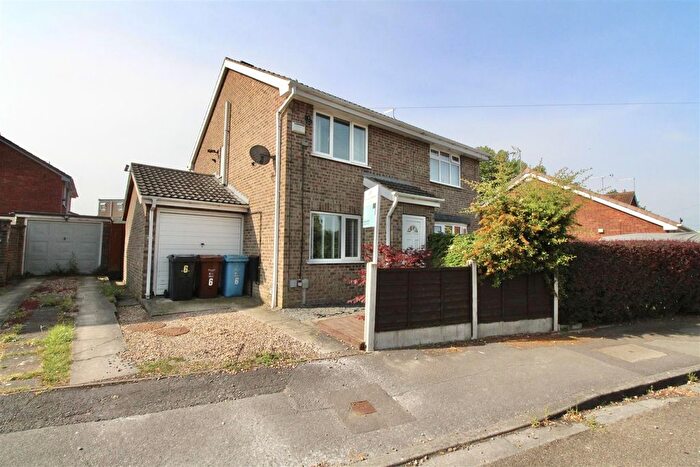 2 Bedroom Semi-Detached House To Rent In Cloverbank View, Hull, HU6