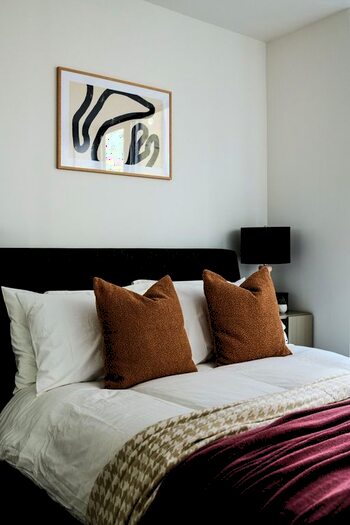 Studio To Rent In Uncle Leeds, Whitehall, LS12