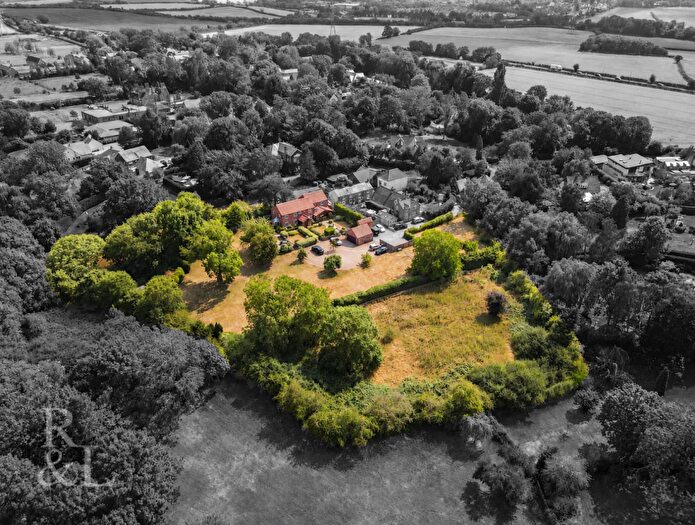 4 Bedroom Detached House For Sale In Priory Cottage, Normanton-On-The-Wolds, NG12