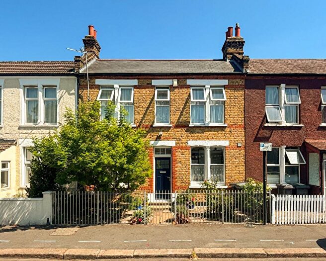 2 Bedroom Terraced House For Sale In Sangley Road, Catford, SE6
