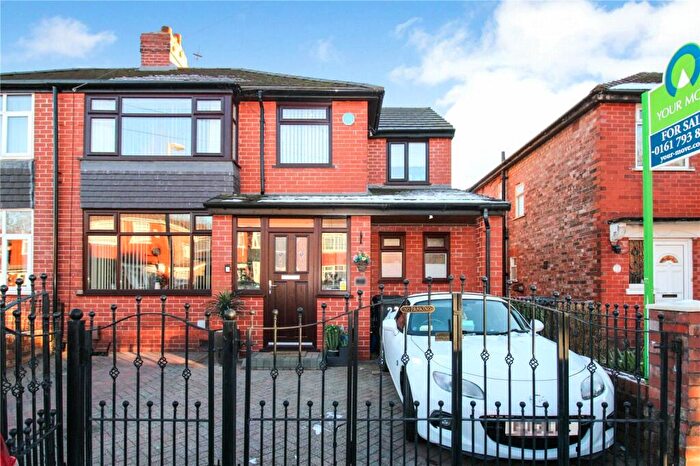 4 Bedroom Semi-Detached House To Rent In Gillingham Road, Eccles, Manchester, Greater Manchester, M30