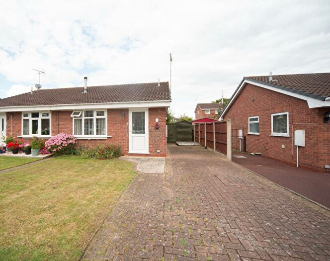2 Bedroom Semi-Detached Bungalow For Sale In Westminster Drive, Stretton, Burton-On-Trent, DE13