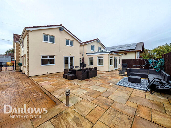 6 Bedroom Detached House For Sale In Pentwyn Road, Treharris, CF46