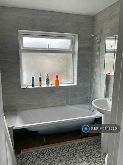 3 Bedroom Semi-Detached House To Rent In Pinner Road, Northwood, HA6