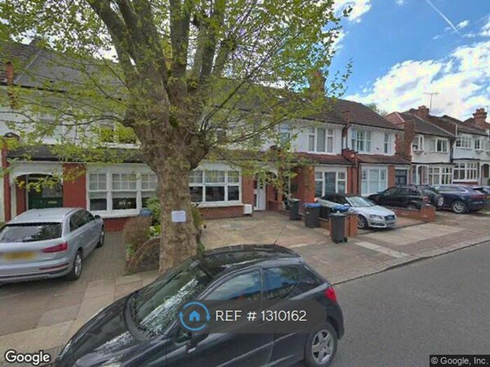 3 Bedroom Terraced House To Rent In Woodberry Avenue, London N21