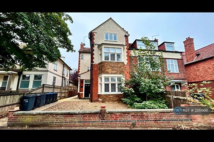 1 Bedroom Flat To Rent In Abington Avenue, Northampton, NN3