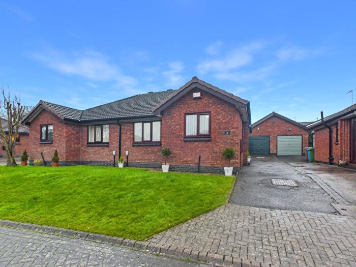 2 Bedroom Semi-Detached Bungalow For Sale In Apple Croft, Skidby, Cottingham, HU16