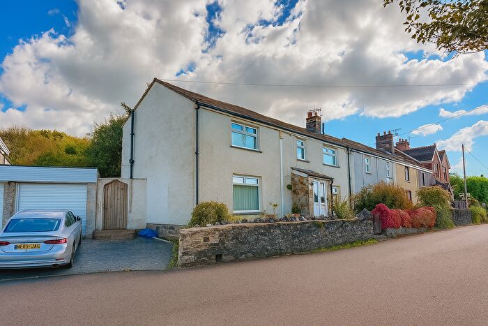 3 Bedroom Cottage For Sale In Prince Road, Bridgend, CF33