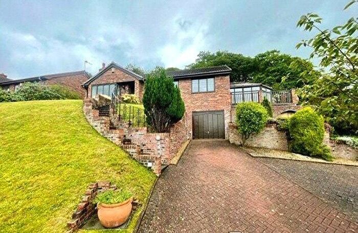 3 Bedroom Bungalow For Sale In Parc Benarth, Conwy, LL32