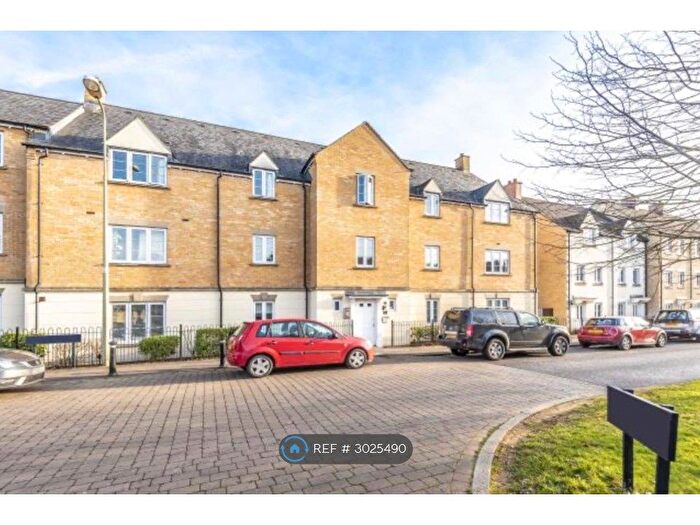 1 Bedroom Flat To Rent In Harvest Way, Witney, OX28