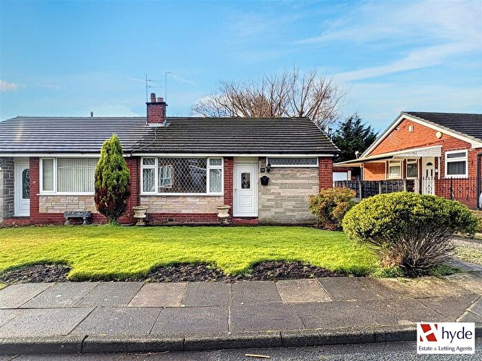 2 Bedroom Semi Detached Bungalow For Sale In Harris Drive, Bury., BL9