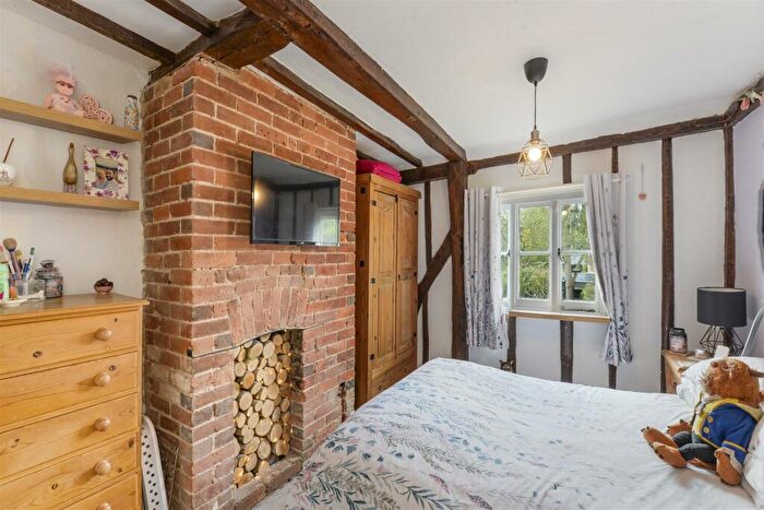 2 Bedroom End Of Terrace House For Sale In Maidstone Road, Nettlestead, ME18