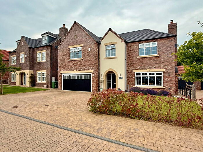 5 Bedroom Detached House To Rent In Wentworth Street, Wetherby, LS22