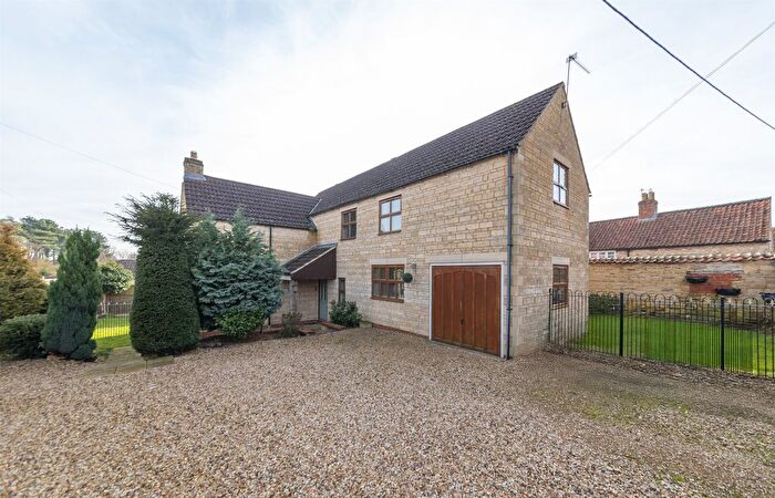 4 Bedroom Detached House For Sale In Newton Way, Woolsthorpe By Colsterworth, Grantham, NG33