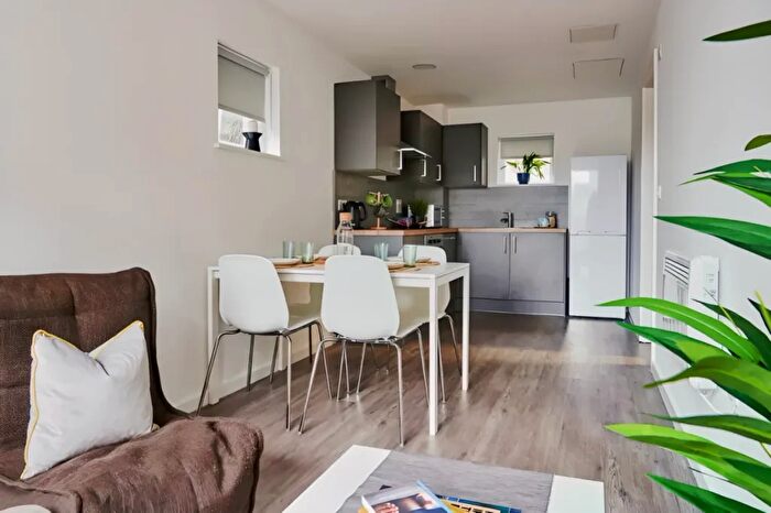 1 Bedroom Flat To Rent In Penwerris Lane, Falmouth, TR11