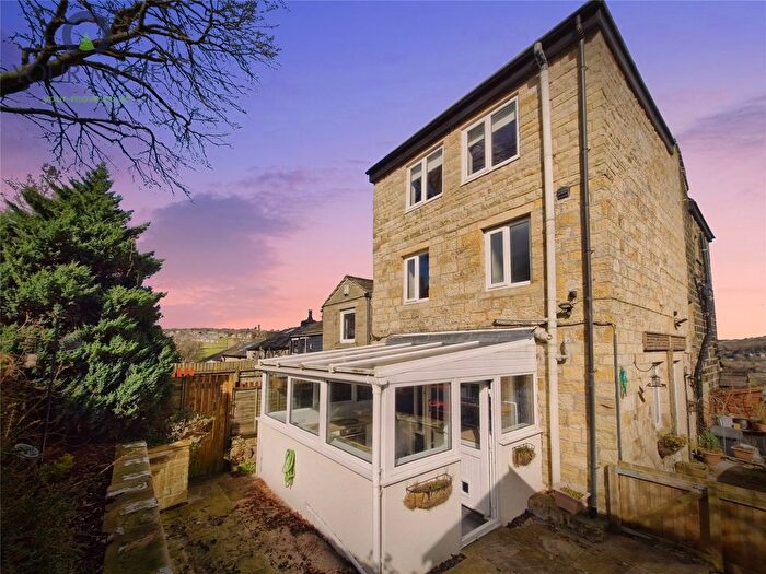 2 Bedroom End Of Terrace House To Rent In Vale Mill Lane, Haworth, Keighley, West Yorkshire, BD22