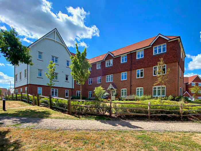 2 Bedroom Apartment To Rent In Heather Court, Edenbrook Village, GU51