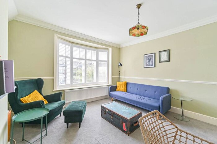 2 Bedroom Maisonette To Rent In Arran Road, Catford, London, SE6