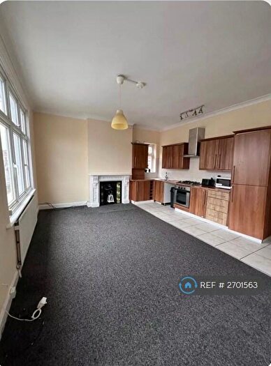2 Bedroom Flat To Rent In Carholme Road, London, SE23