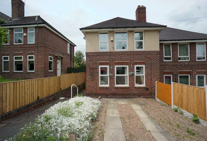 3 Bedroom Semi-Detached House To Rent In Mason Lathe Road, Sheffield, South Yorkshire, S5