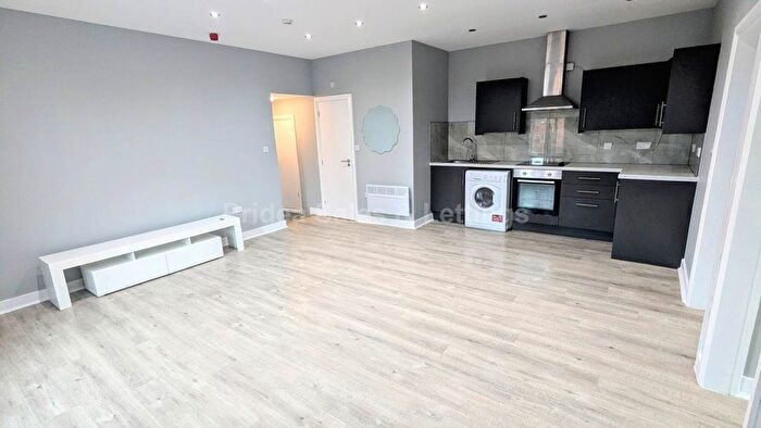 2 Bedroom Flat To Rent In High Street, Lincoln, LN5