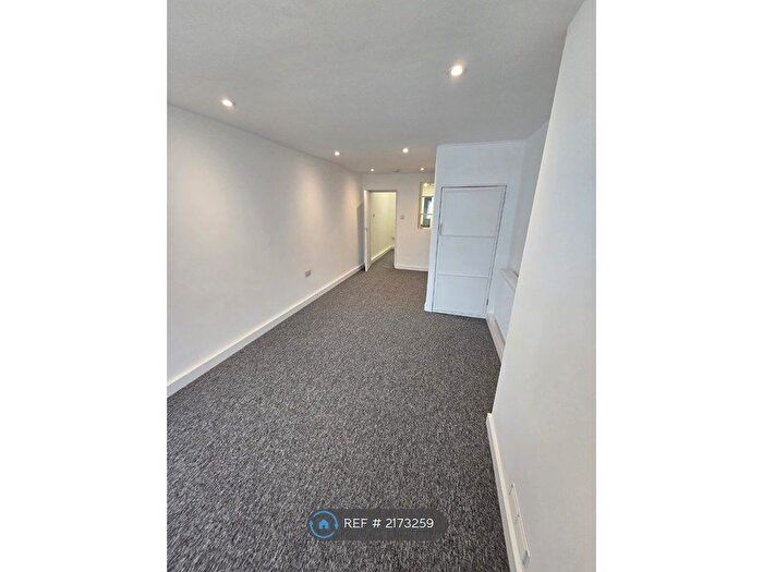 2 Bedroom Terraced House To Rent In Reforne, Portland, DT5