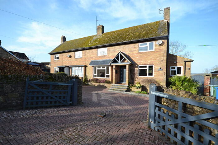 4 Bedroom Semi Detached House To Rent In High Street, Harrington, Northampton, NN6