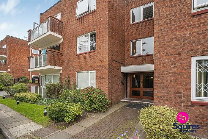 2 Bedroom Flat To Rent In Hendon Lane, London, N3