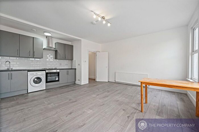 2 Bedroom Flat To Rent In Hornsey High Street, Hornsey, London, N8