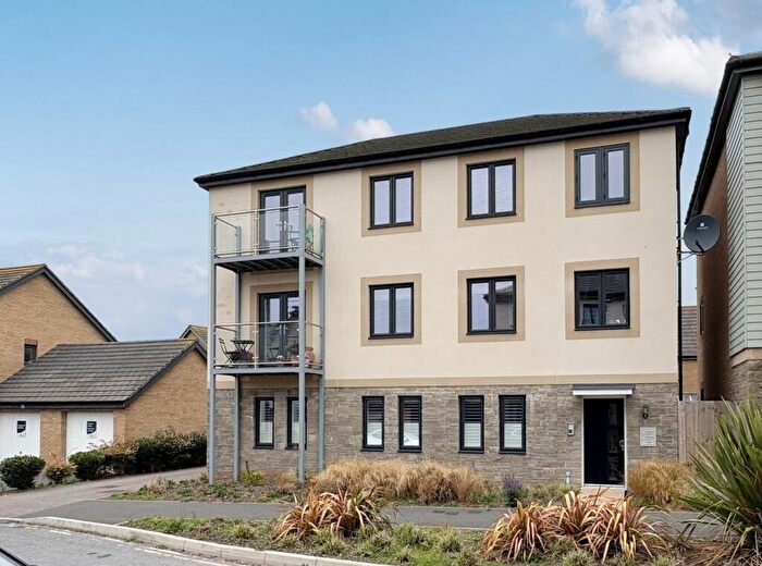 2 Bedroom Apartment For Sale In Shearwater Way, Seaton, Devon, EX12