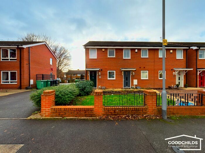 2 Bedroom End Of Terrace House To Rent In Oval Drive, Wolverhampton WV10