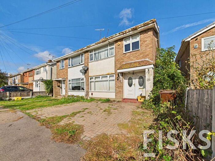 3 Bedroom Semi-Detached House For Sale In No Onward Chain - Furtherwick Road, Canvey Island, SS8