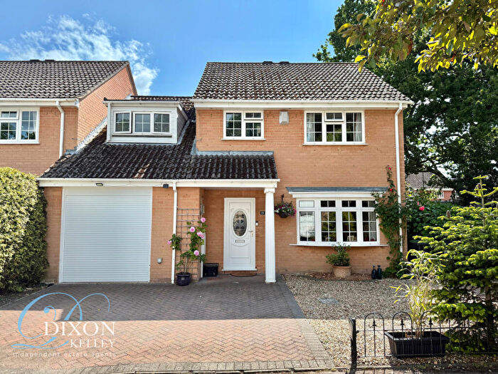 4 Bedroom House For Sale In Southdown Way, West Moors, Ferndown, BH22