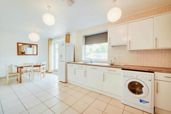 5 Bedroom House To Rent In Devon Road, Canterbury, CT1