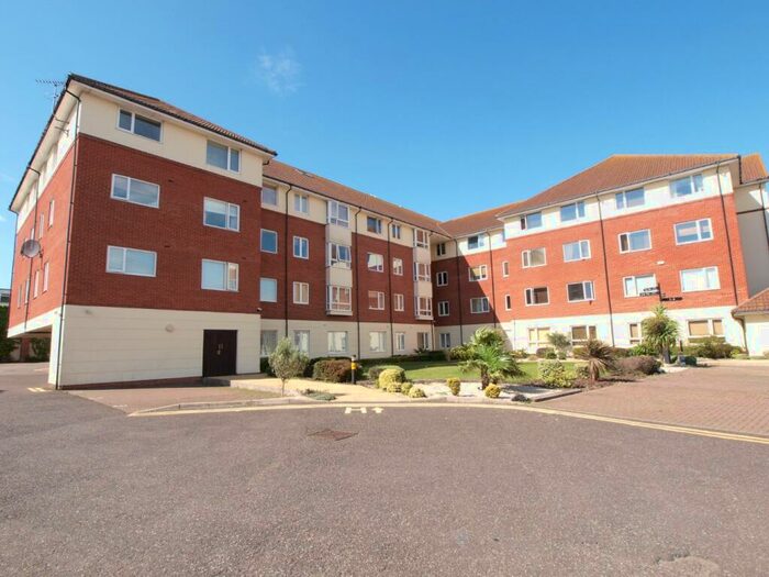 2 Bedroom Apartment To Rent In Wilkinson Drop Oak Road South, Hadleigh, SS7
