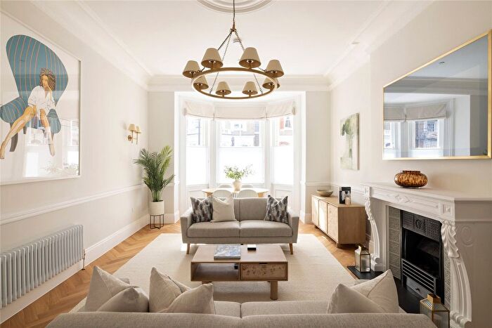3 Bedroom Flat For Sale In Roland Gardens, London, SW7