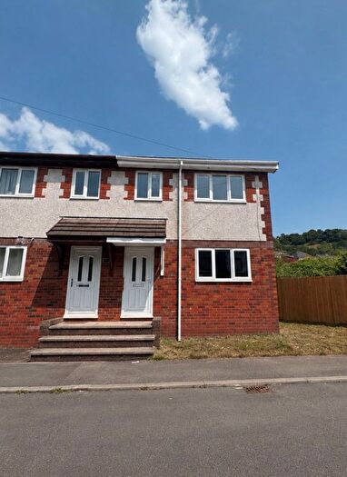 3 Bedroom End Of Terrace House For Sale In Sansom Street, Risca, NP11