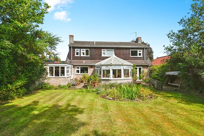 4 Bedroom Chalet For Sale In Chapel Road, Dersingham, King's Lynn, PE31